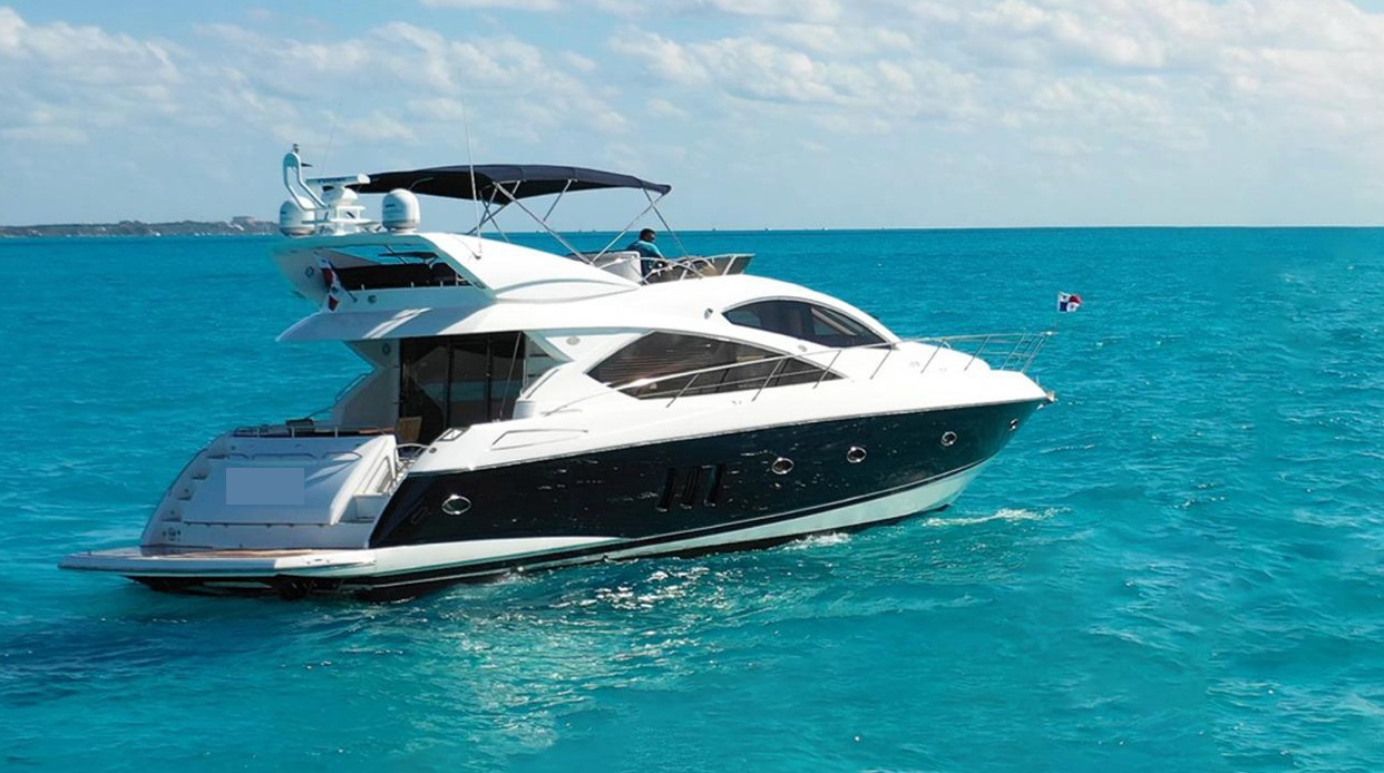 Sunseeker 64 — luxury charter yacht Cartagena Caribbean